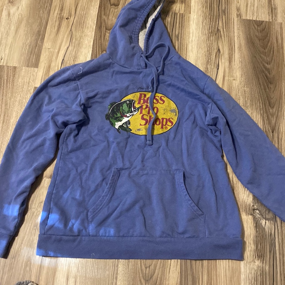 Bass pro shops hoodie
